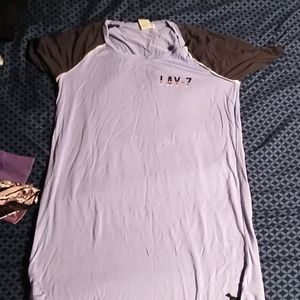 VS pink sleep shirt